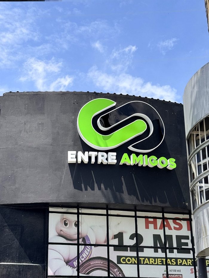 Anuncio de Entre Amigos